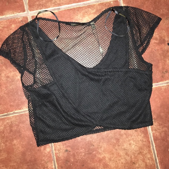 Kardashian kollection fish net crop top
