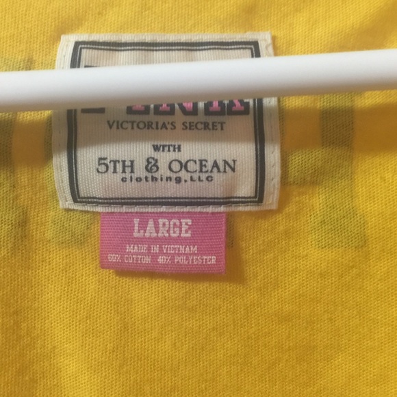 〽️ tee - Picture 4 of 4