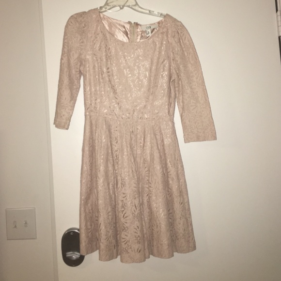A cream pink color dress!