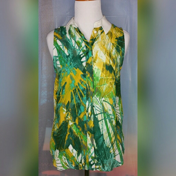 GREEN SLEEVELESS SHIRT - Picture 1 of 3