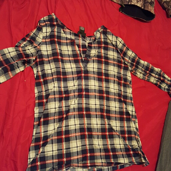 Run 21 Large Plaid Long Sleeve