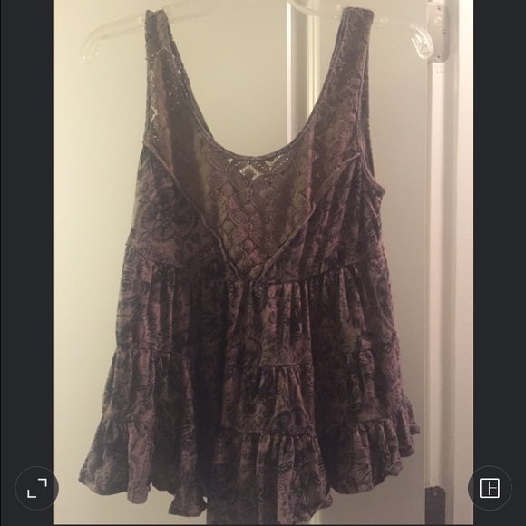 Free people flowered top