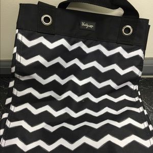 Essential storage tote