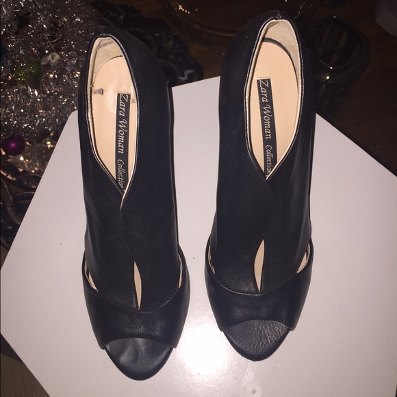 Black leather heels by Zara -m