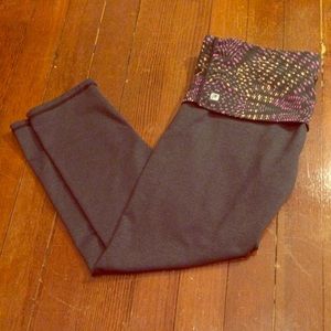 Fabletics Salar Capri Fold Over Yoga Leggings