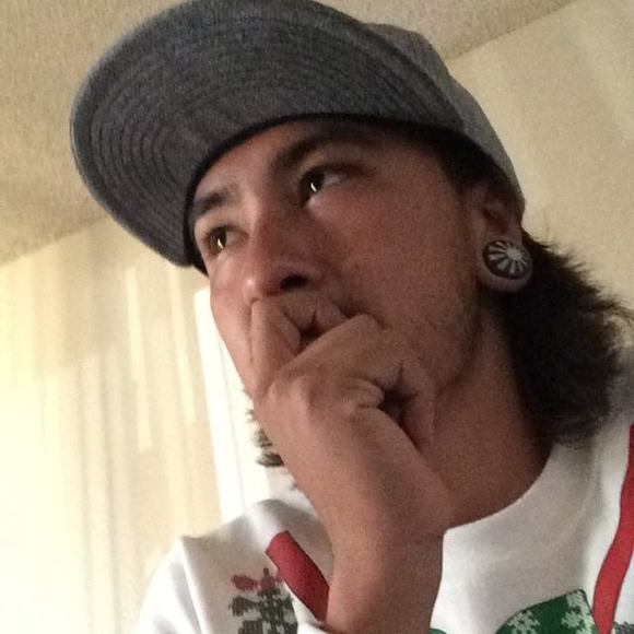 Meet your Posher, Ryan - Picture 1 of 1