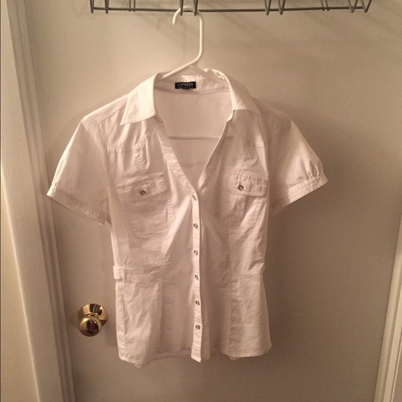 Short sleeve button up.