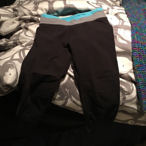 Aerie Capri Yoga Pants