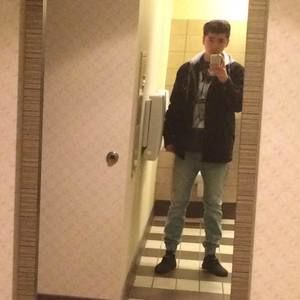 Meet your Posher, Jonathan