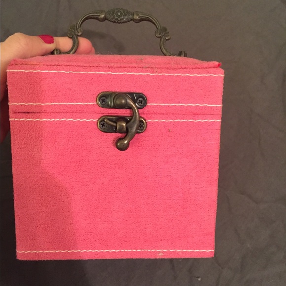 Jewelry organizer