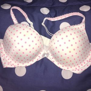 34C Victoria's Secret Body by Victoria push up bra