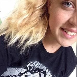 Meet your Posher, Kenzie