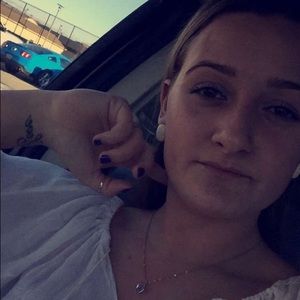 Meet your Posher, Briana