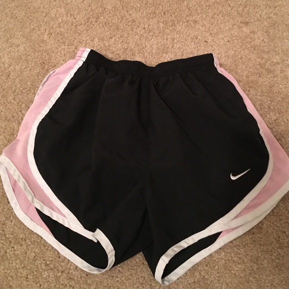 Nike Dry-FIT Tempo Track // Black & Pink