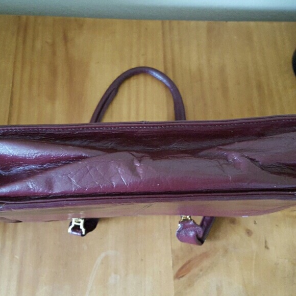 Burgundy 👜Leather👜 Satchel Handbag - Picture 2 of 4