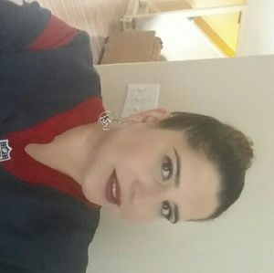 Meet your Posher, Debbi