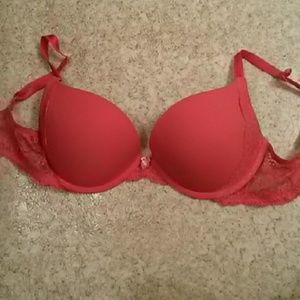 Victoria's Secret Dream Angels Pushup Bra 34D