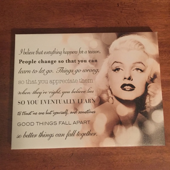 Marilyn Monroe hanging canvas