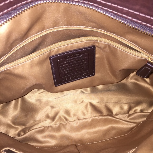 ✨AUTHENTIC COACH PURSE✨ - Picture 3 of 4