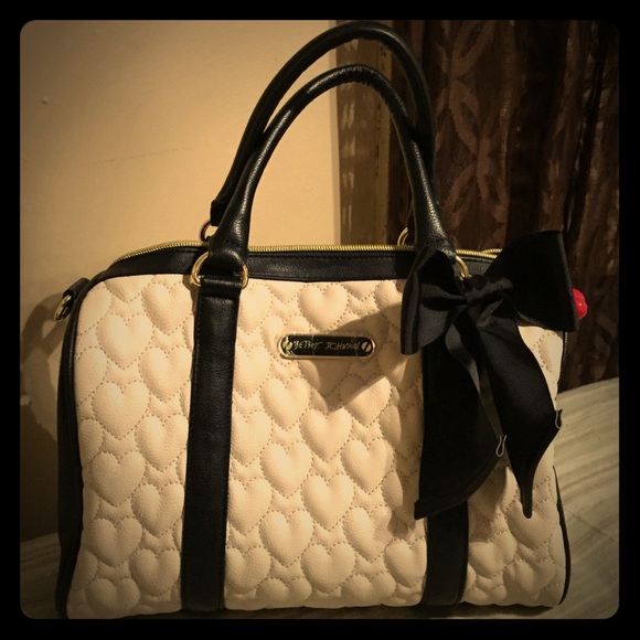 Heart Quilted Satchel