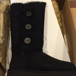 UGG's Tall Bailey Button Blk size 10 new
