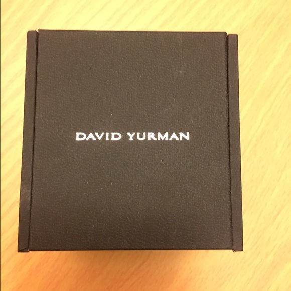 David Yurman Crossover Ring with Diamonds - Picture 4 of 4