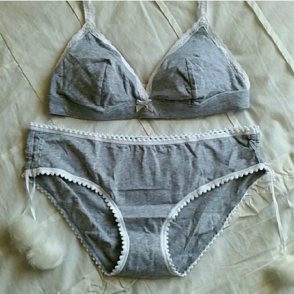 Victoria's Secret Winter Wonderland Set - Picture 3 of 4