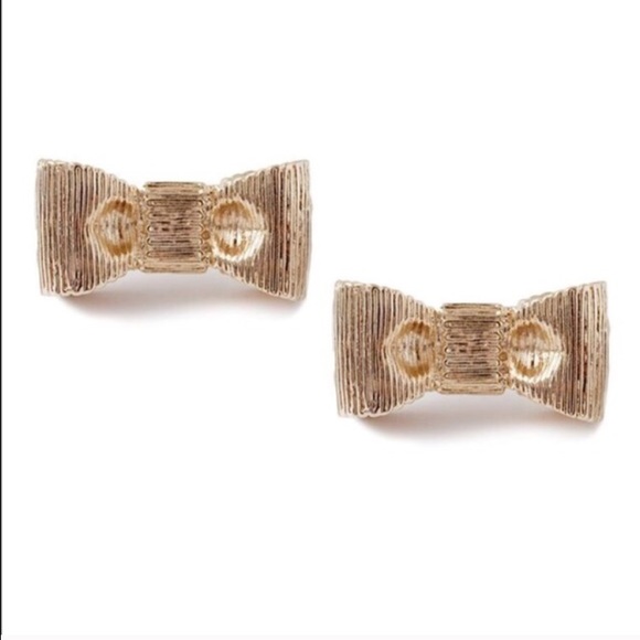 🚨FINAL PRICE DROP Gold bow studs