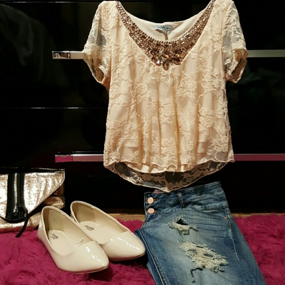 Lace nude crop top