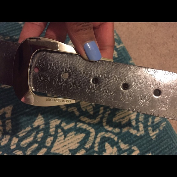 Michael Kors belt - Picture 3 of 3