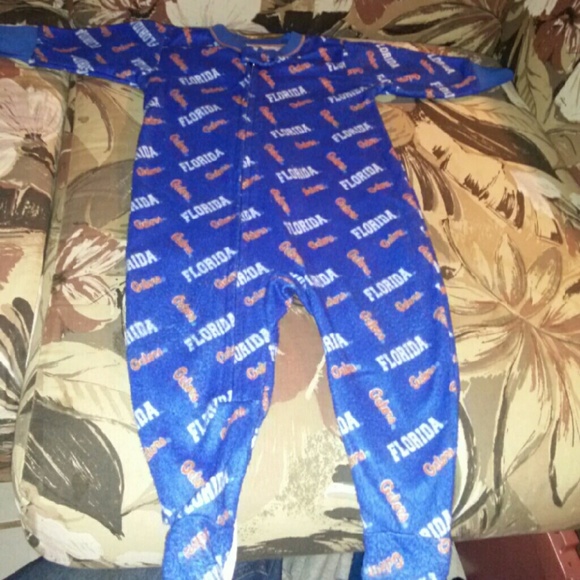 12 month boy clothes - Picture 3 of 4