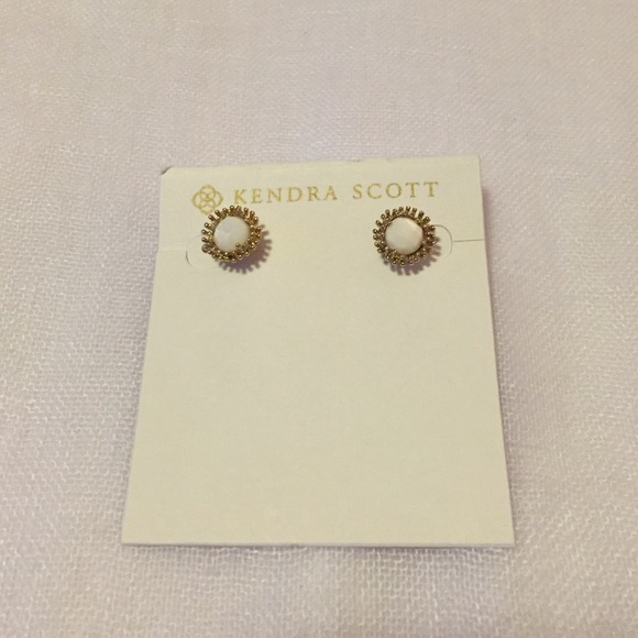 Kendra Scott Carly Earrings