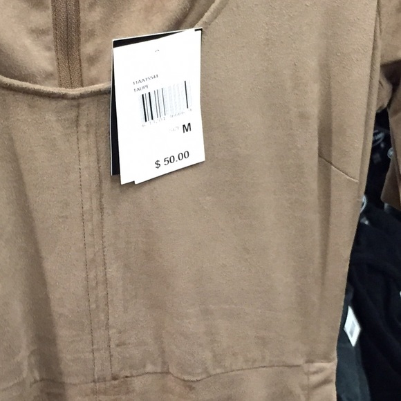 Brown dress - Picture 2 of 4