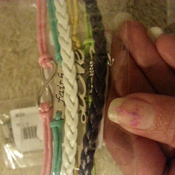 10 New Infinity Bracelets - Picture 3 of 4