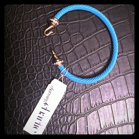 SOLD NWT Teal charming Charlie bangle bracelet