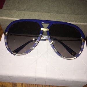 Authentic Dior sunglasses no trades