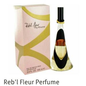 Rihanna Reb'l Fleur Eau De Parfum Spray