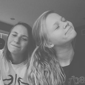 Meet your Posher, Mackinzee