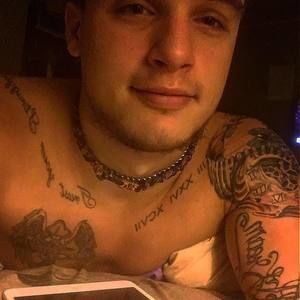 Meet your Posher, Alex