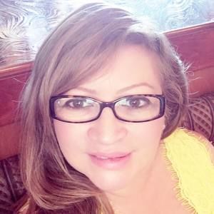 Meet your Posher, Pastora