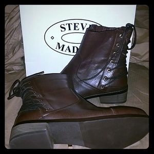 NIB Steven Madden Brown Booties