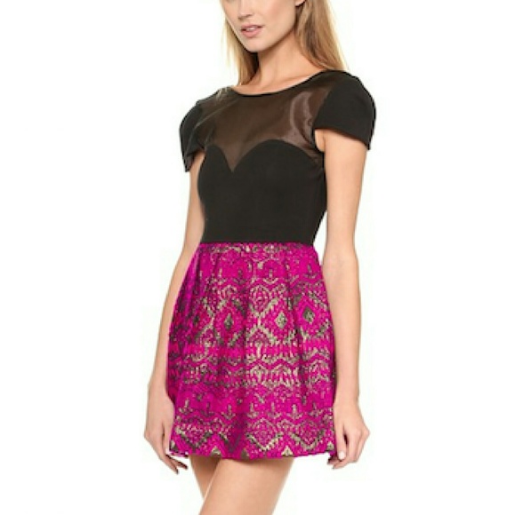 Lovers + Friends Dresses & Skirts - Lovers + Friends "Crystal" Fit and Flare Dress, S