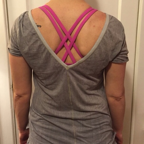 Lululemon viteasa tee size 6 like new