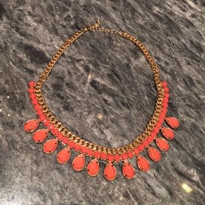 NWOT Coral and Gold Statement Necklace
