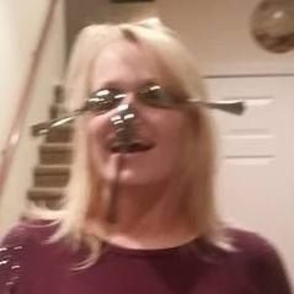 Meet your Posher, Allison - Picture 1 of 1