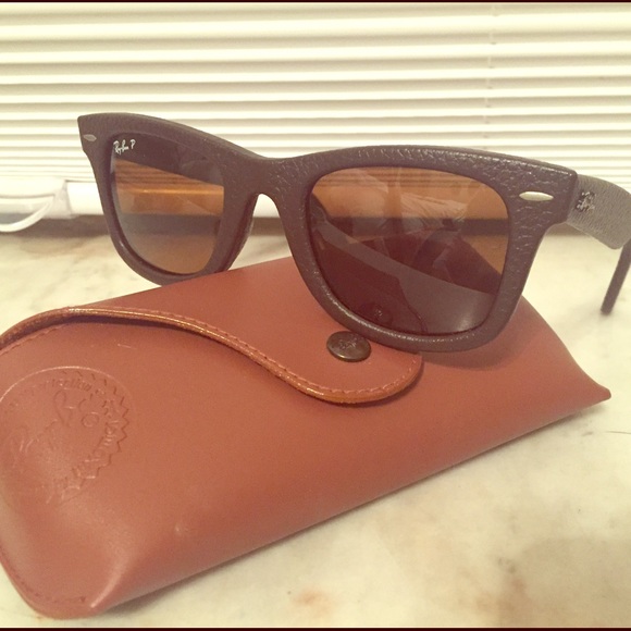 NWOT Ray Ban leather Wayfarer - Picture 1 of 4