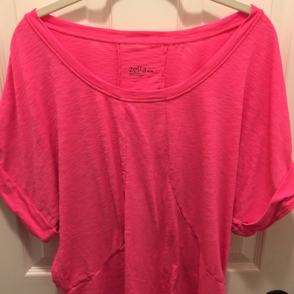Zella size medium hot pink shirt sleeve shirt