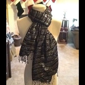 Black and silver scarf
