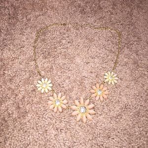 BEAUTIFUL Light Pink & Cream Flower Necklace!