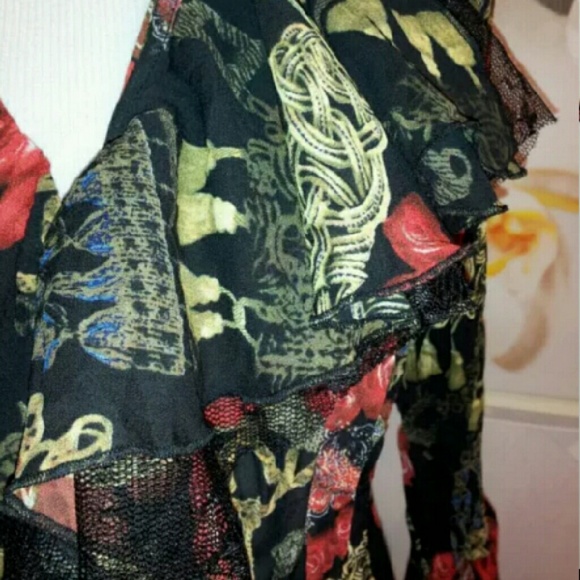 ~NWT~ ruffled lace semi-sheer crinkled blouse - Picture 2 of 4